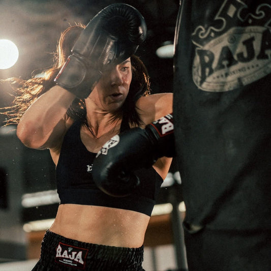 Pierwszy sprzęt do Muay Thai – co kupić na start?